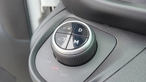 IVECO Daily 35S18 FURGON