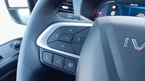 IVECO Daily 35S18 FURGON