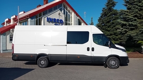 IVECO Daily 35S18 V VAN przewóz osób