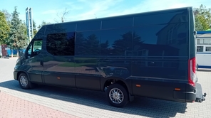 IVECO Daily 35S18 V VAN przewóz osób