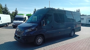 IVECO Daily 35S18 V VAN przewóz osób