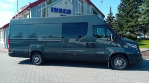 IVECO Daily 35S18 V VAN przewóz osób
