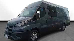 IVECO Daily 35S18A8 V VAN przewóz osób