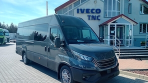 IVECO Daily 35S18 V VAN przewóz osób