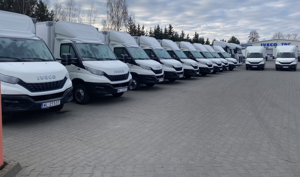 IVECO TNC przekazało 11 niskoemisyjnych pojazdów DAILY CNG